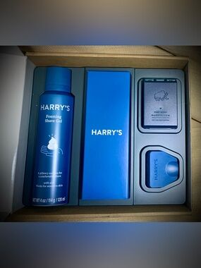 Harry’s Razor Gift Set w/ Shave Gel & 2 Blade Cartridges NIB